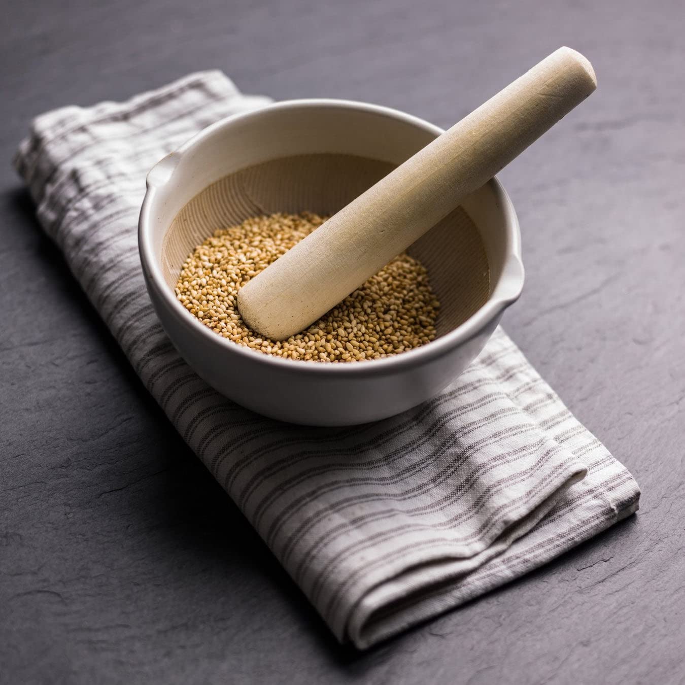 Emma Basic: Roasted white sesame seeds (1kg) with a nutty flavor