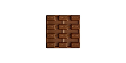 ÜLKER Milk Chocolate 'Çikolata' with Whole Pistachios (6x 70g)