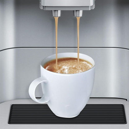 SIEMENS 'EQ6 Plus S300' fully automatic coffee machine for many coffee specialties, milk frother, ceramic grinder